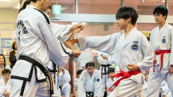 松田暖大(まつだはる)君、黒帯取得!