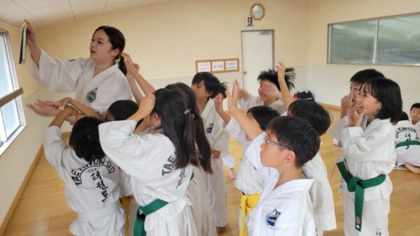 イタリアと中継が繋がっています！