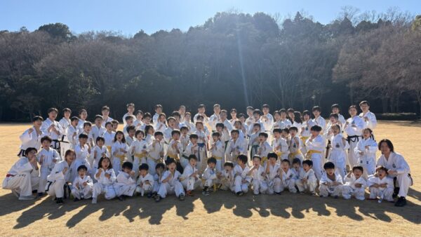 寒稽古🌞🪁雲ひとつない晴天で絶好の寒稽古日和となりました
